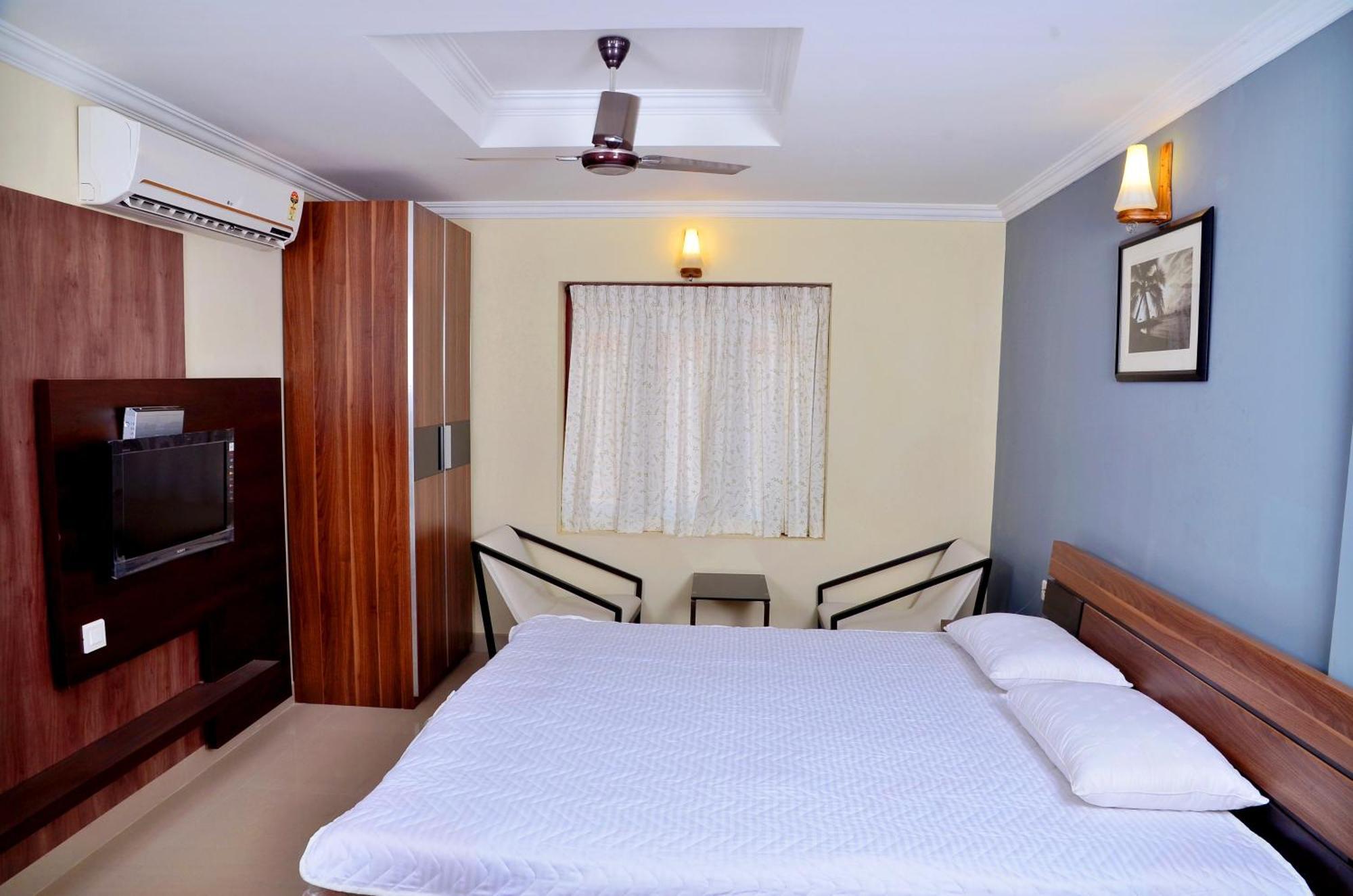 French Avenue Hotel Mahe Ngoại thất bức ảnh