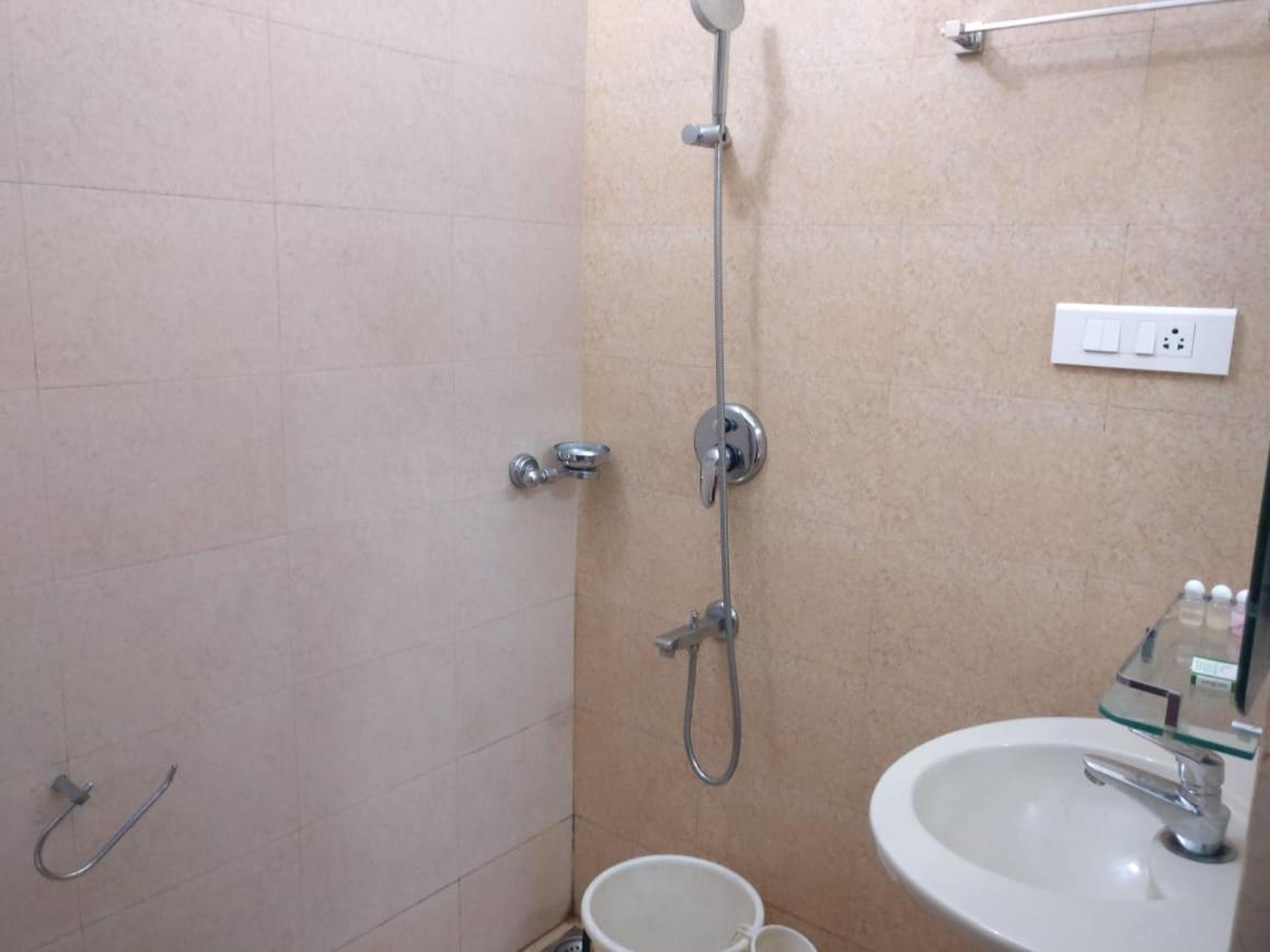 French Avenue Hotel Mahe Ngoại thất bức ảnh