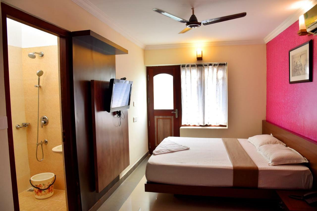 French Avenue Hotel Mahe Phòng bức ảnh