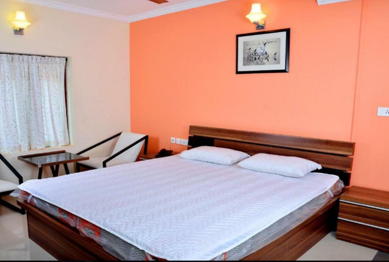French Avenue Hotel Mahe Ngoại thất bức ảnh